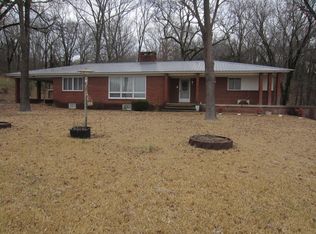 525 White Dr, Batesville, AR 72501
