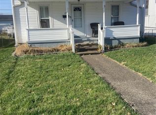 17 Main Ave, Nitro, WV 25143