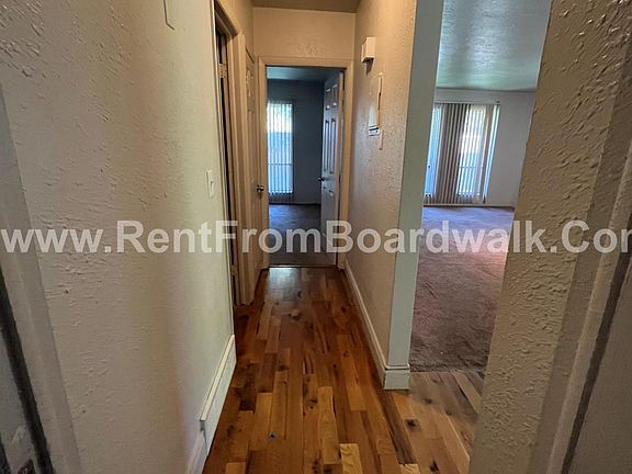 3rd image of 1787 E Lincoln Ln #1787