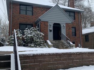 253 Academy Ave, Mt Lebanon, PA 15228