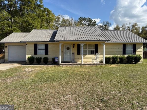 448 Dallas Cir, Folkston, GA 31537