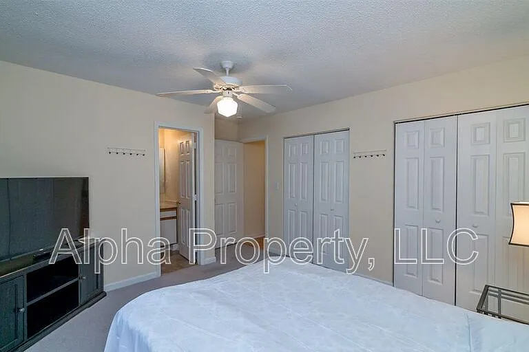 107 Hammett Grove Ln — Photo 12