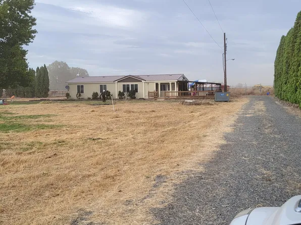 1161 Jensen Rd, Toppenish, WA 98948