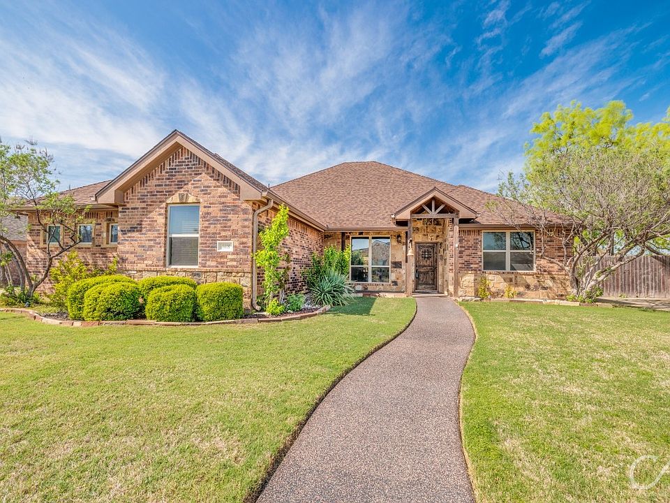1st image of 618 Benelli Dr