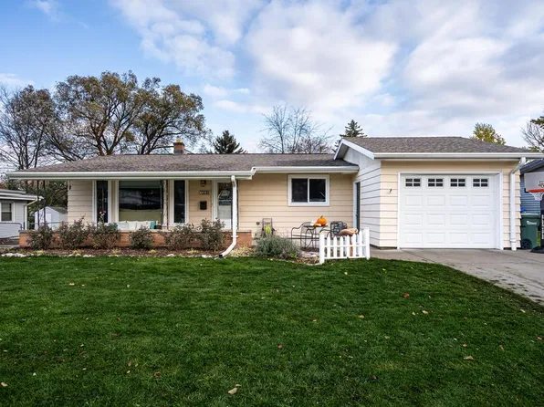 7308 Earl AVENUE, Greendale, WI 53129