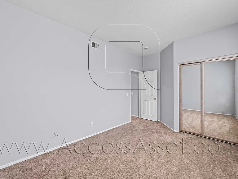 27090 Adelanto Dr — Photo 4