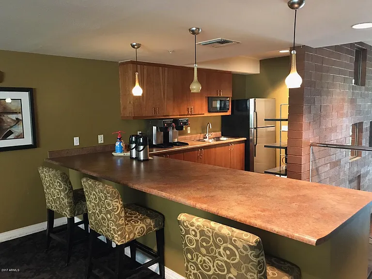 1701 E Colter St #203 — Photo 12