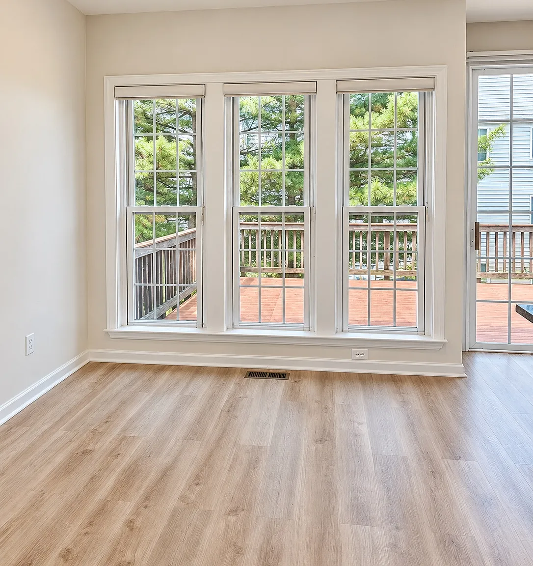 3 bed, 3.5 bath, 2000 sqft, $3,400 — Photo 3