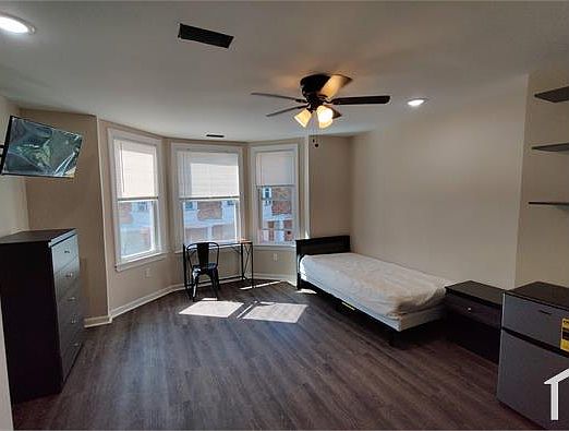 3rd image of 5535 Crowson St #B1
