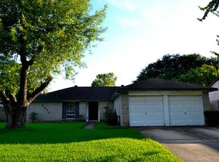 2814 Mayflower Landing Ct, Webster, TX 77598