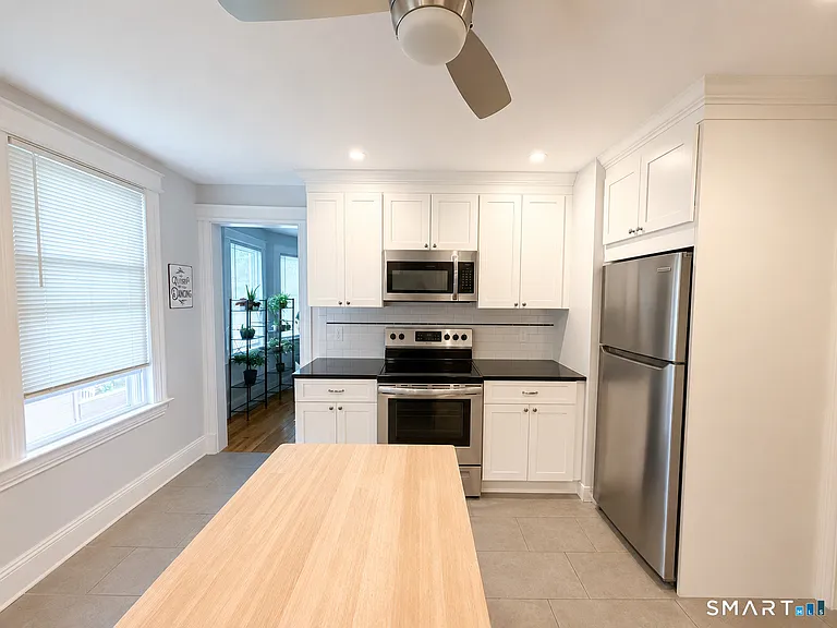 30 Harborside Dr #2 — Photo 2
