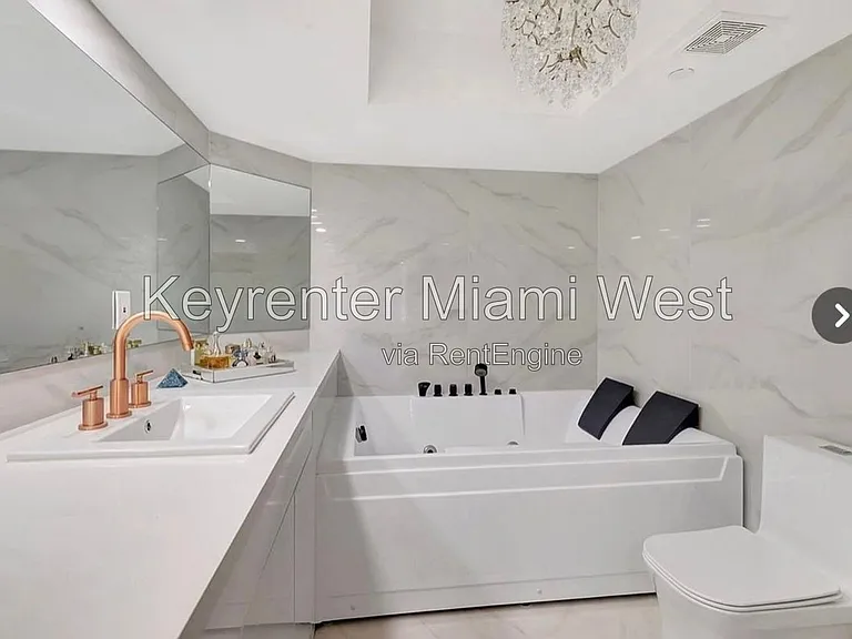 16485 Collins Ave #932 — Photo 2