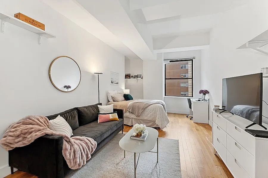 1st image of 99 John St APT 904