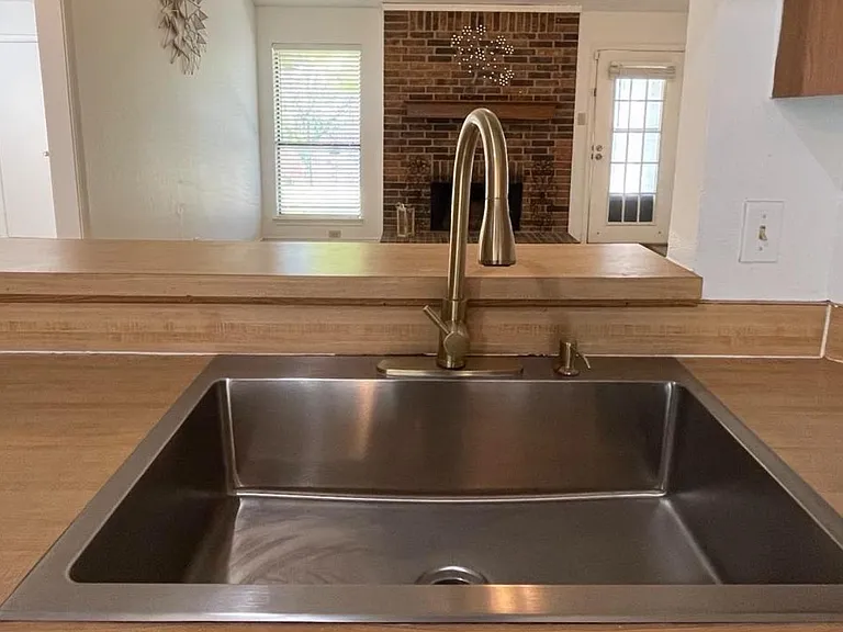 8220 Willow Creek Dr — Photo 10