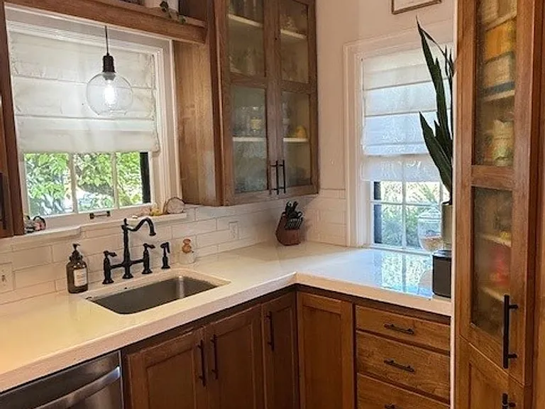 2324 S Jefferson St — Photo 5