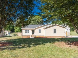 134 Mooreland Rd, Mooresville, NC 28117