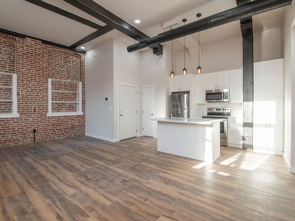 1st image of 2045-49 Trenton Ave #7