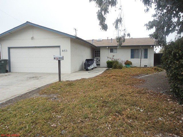 2nd image of 853 Calero St