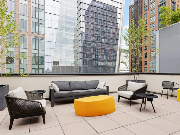 517 West 29th Street image 16 of 17