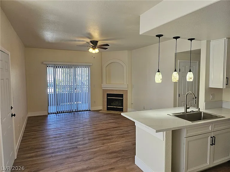8250 N Grand Canyon Dr #2106 — Photo 5