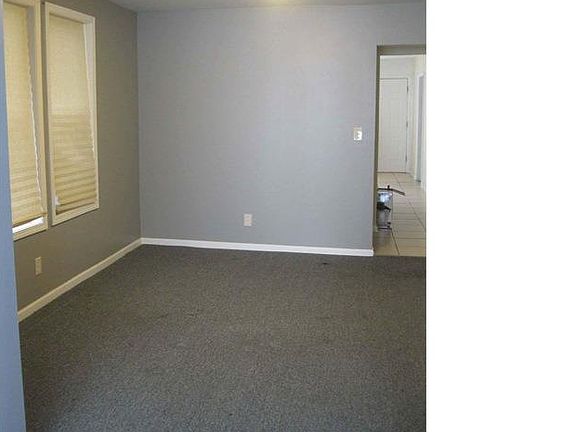 3rd image of 10806 S Avenue N #1