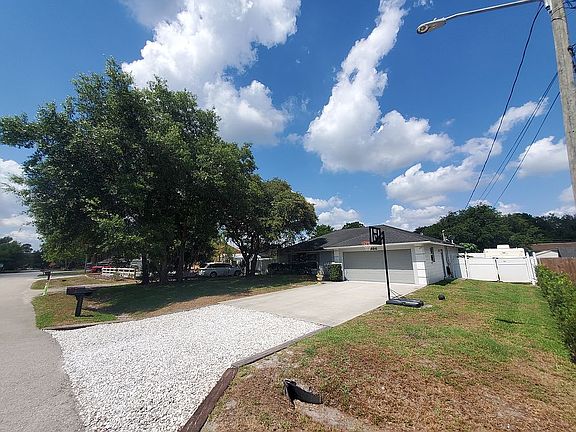 3rd image of 2986 Lowery Dr