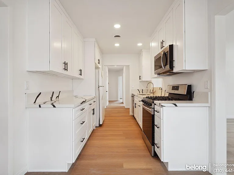 2408 Stearnlee Ave — Photo 8