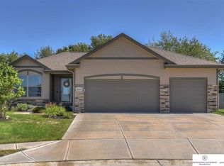 2010 Gindy Cir, Bellevue, NE 68147