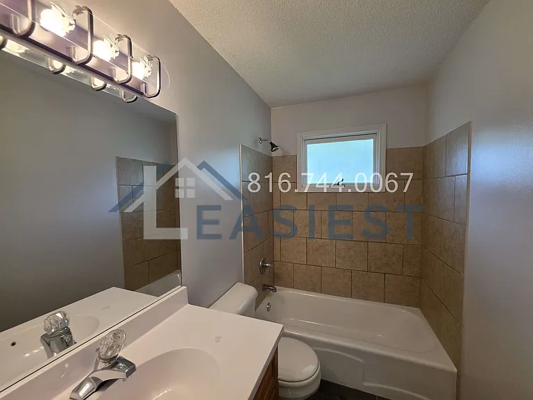 1005 NW Range St — Photo 10