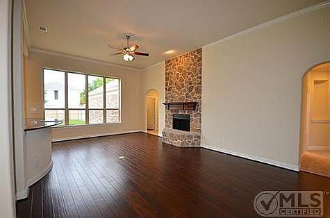 3rd image of 3110 Redcliff Ln