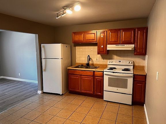3rd image of 3168 Arkansas Ave APT A