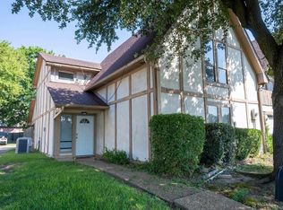 1105 Towne Lake Dr, Longview, TX 75601