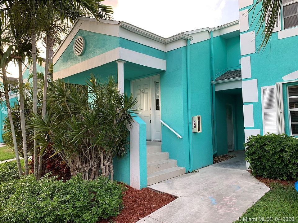 1st image of 2624 SE 20th Ct #205-B