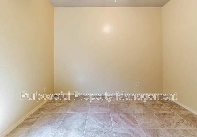 9008 NW 79th St — Photo 27