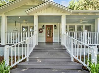 32 Bay Dr SE, Fort Walton Beach, FL 32548