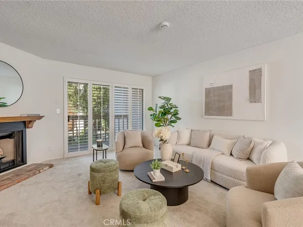 26015 Alizia Canyon Dr Unit B, Calabasas, CA 91302