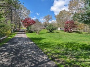 17 Netherwood Plz, Salt Point, NY 12578