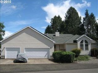 1339 NW Whipple Ave, Roseburg, OR