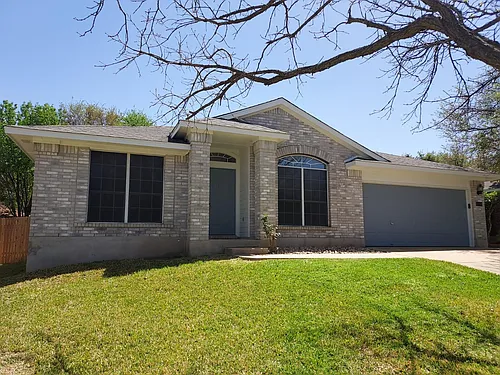 1202 Wood Creek Dr Photo 1