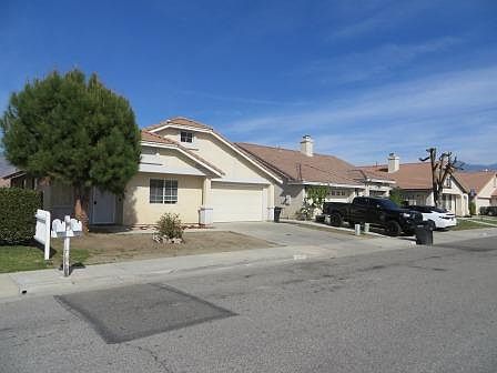 2nd image of 1941 Tudor Dr