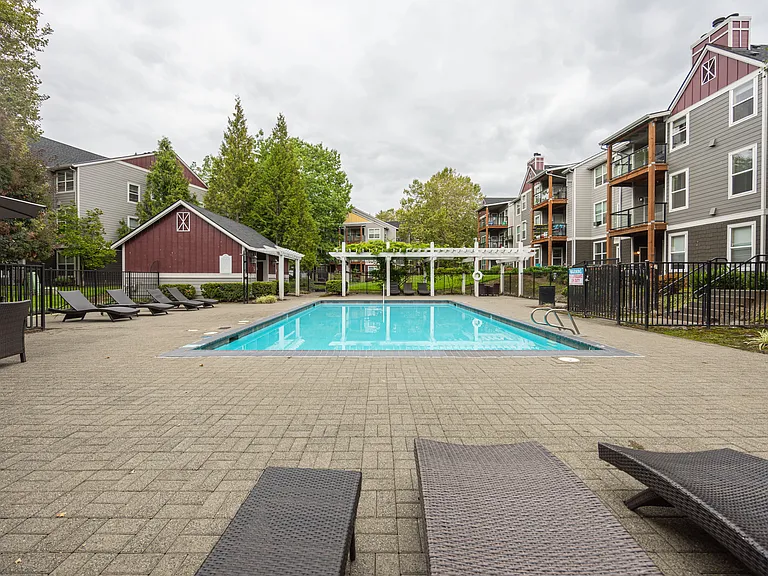 Commons at Verandas in Tanasbourne Apartments — Photo 13