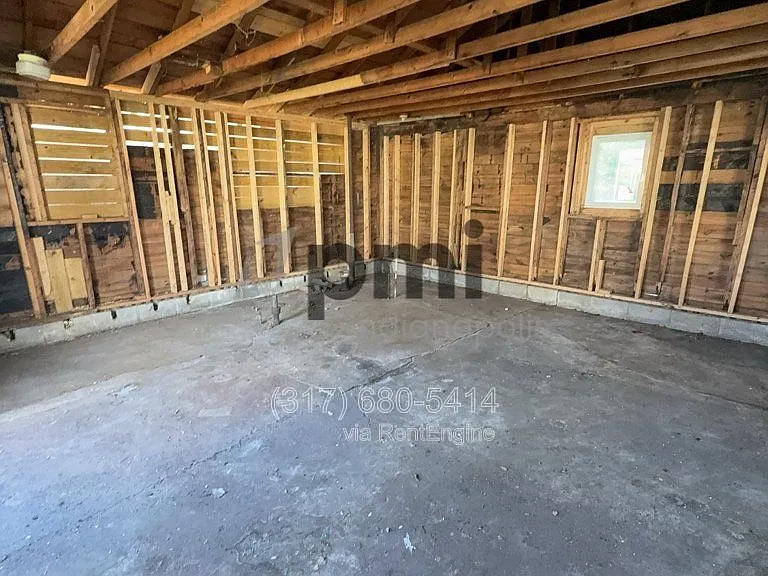 2613 Louise St — Photo 33
