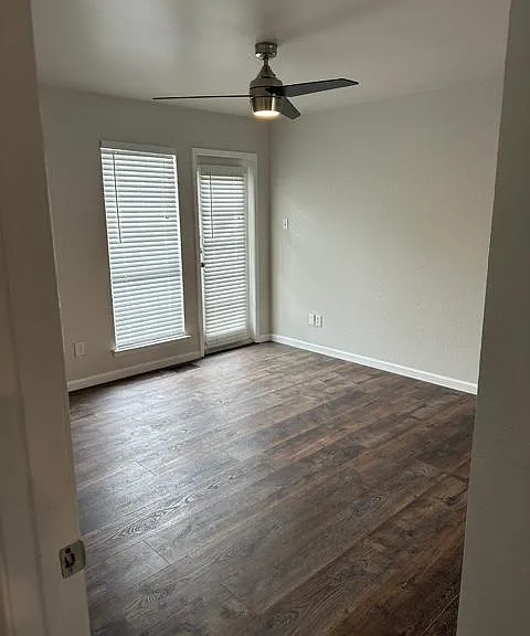 4520 Speedway #A — Photo 6