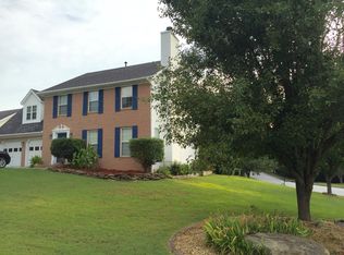 520 Madison Chase Dr, Lawrenceville, GA 30045