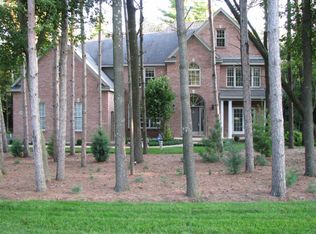 3907 Terry Ave, Crystal Lake, IL 60014