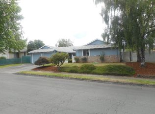 835-837 SE Lambert Cir, Gresham, OR 97080