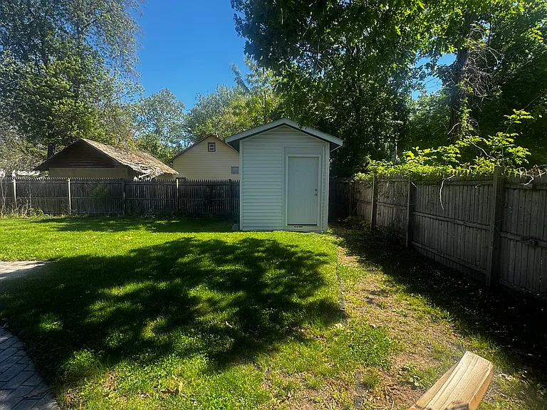 124 Field Ave — Photo 29