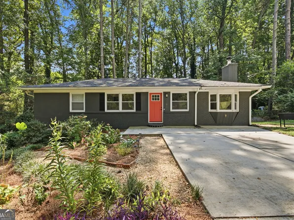 3095 Hollywood Dr, Decatur, GA 30033