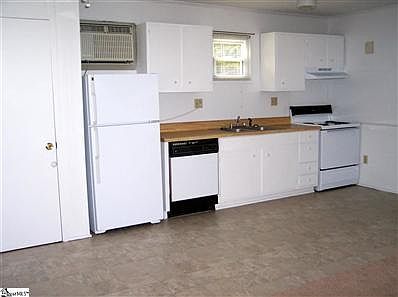 5th image of 28 Kimbell Ct
