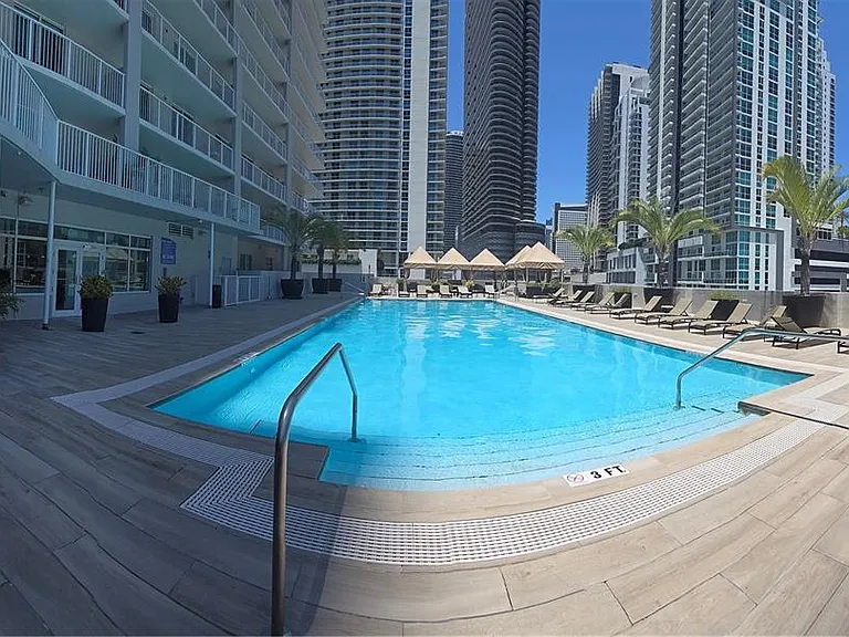 1250 S Miami Ave #1514 — Photo 1
